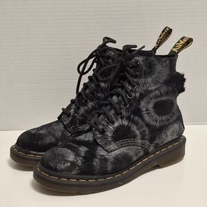 Dr. Martens 1460 Pascal Tie Dye Printed Suede Black 8 Eye Boots Women’s Size 6